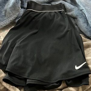 Women’s Nike golf skirt